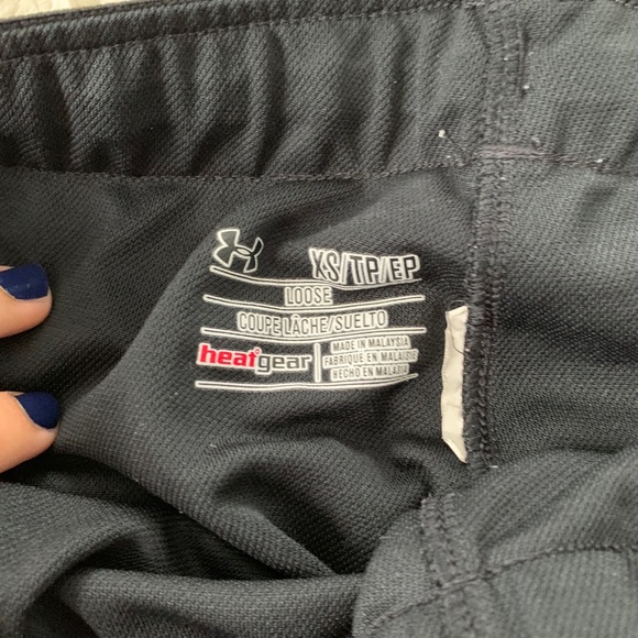 Under Armour Shorts - Picture 3 of 3